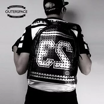 OS 23皮革穿孔背包 黑色