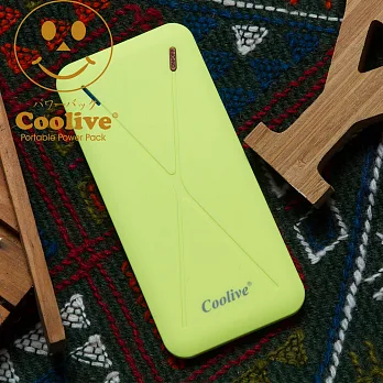 Coolive「粉嫩世代」8000mAh行動電源嫩綠