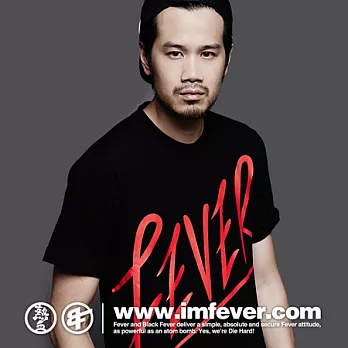 熱血FEVER 經典草寫TEE 熱情紅M黑色