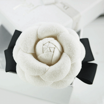 【PinkyPinky Boutique】小香風茶花花朵髮夾(白色)