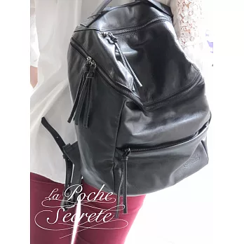 【La Poche Secrete天然皮革】收藏世界,旅行者水染牛皮後背包 -夜黑