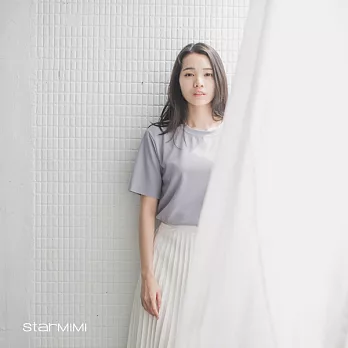 【StarMIMI】不收邊微彈力素色上衣*FREE紫
