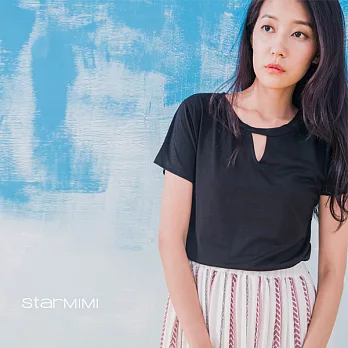 【StarMIMI】領V型縷空柔軟棉T*FREE黑