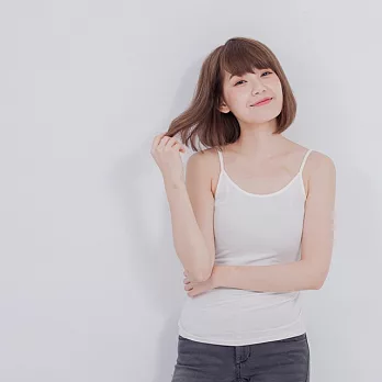 Yaffa 細肩帶背心FREE白