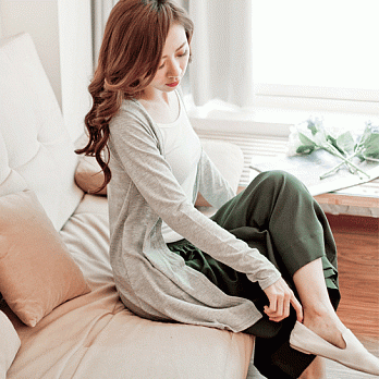 ROSE。顯瘦版彈力外套 淺灰系