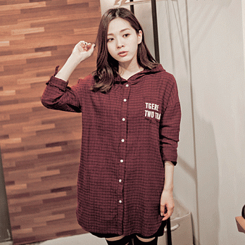 ROSE。磨毛格[紋連帽外套 紅系