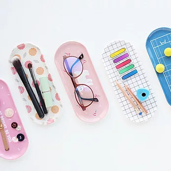 Livework 同學會文具收納筆盤-派對帽小羊