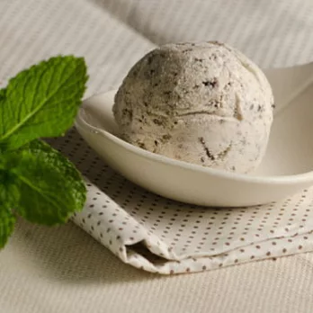 《馬提亞》 義式手工冰淇淋-薄荷巧克力(家庭號)