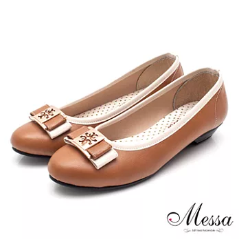 【Messa米莎】(MIT)氣質典雅雕花釦飾內真皮低跟包鞋-二色35棕色