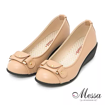 【Messa米莎】(MIT)個性款鉚釘扣造型楔型包鞋-兩色38米色