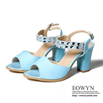 EOWYN.時尚羅馬風格簡約水鑽鏤空魚嘴軟面金屬扣粗高跟涼鞋EMD01328-65/3色/34-39碼現貨+預購藍色34