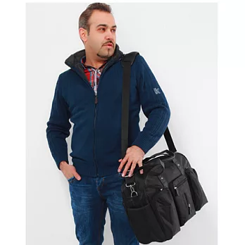 【CB133】 Colorland超大容量單肩背包 斜跨媽咪包 爸爸包黑色