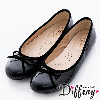 Diffeny 優雅通勤 MIT特殊壓紋舒適娃娃鞋-黑 22.5