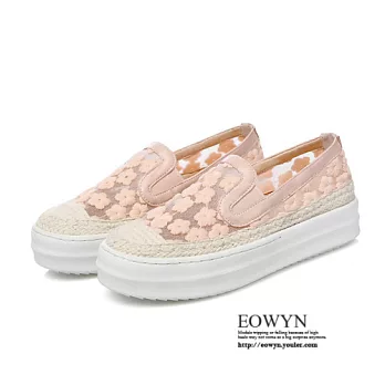 EOWYN.舒適透氣網紗花朵鬆糕底休閒平底包鞋/樂福鞋EMD04817-89/2色/34-39碼現貨+預購34粉色