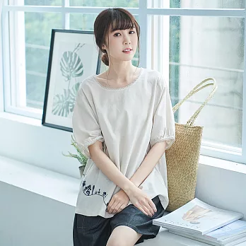 【慢。生活】蜿蜒坡道刺繡上衣-F 60044 FREE杏色