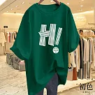 【初色】圓領套頭線條英文字母印花短袖T恤上衣─共4色─33135(M─2XL可選) M 綠色