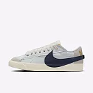 Nike W Blazer Low ’77 Jumbo [FZ6773─100] 女 休閒鞋 經典 復古 大勾 白 深藍
