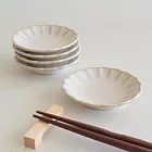 【日本Kakuni】窯變粉引 花形陶瓷 小皿7.9cm