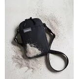 Resistant W時尚單品：防水手機斜背包