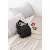 日本旅行旅行社創業120週年紀念單品：肩背包