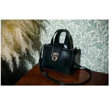 TNEWTIES 5週年紀念單品：肩提包