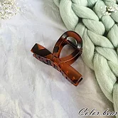 【卡樂熊】晶韌系列．微透光結飾造型抓夾/鯊魚夾- 實結玳瑁色