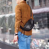 LESS DESIGN ｜日系瀟灑俐落型 馬皮側背/手提兩用馬鞍包 黑色