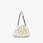 半月款設計｜Pavi studio 泰國新銳設計師.時尚W純色包.簡約設計.大容量.真皮背帶.摺疊肩背包.100%總代理 奶油白