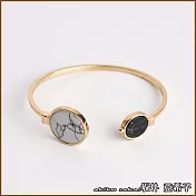 『坂井.亞希子』日系簡約裂紋大理石不對稱大小圓開口手環-金(黑白大理石)