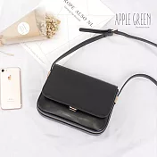 Apple Green 簡約皮革斜背方包(黑)