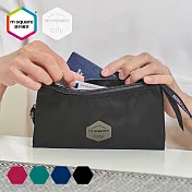 m square 三層字母拉鏈手拿包酷黑