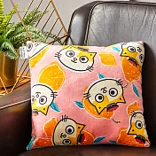 黃阿瑪抱抱枕害羞粉