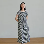 旅途原品 設計感條紋拼接A字裙 M L XL  M 藍杏條