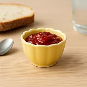 【日本Bisque】波佐見燒｜素釉高雅花形 陶瓷小缽70ml ‧ 黃