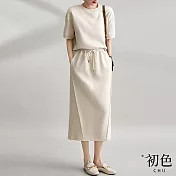 【初色】圓領短袖素色拼接上衣+開衩半裙套裝-共2色-67496(M-XL可選) XL 米杏