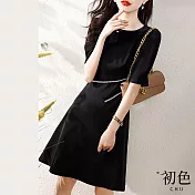 【初色】簡約休閒圓領收腰短袖連身裙洋裝-黑色-67724(M-XL可選) M 黑色