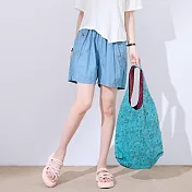 【慢。生活】鬆緊腰刺繡小花寬版牛仔短褲 15966 FREE 淺藍色
