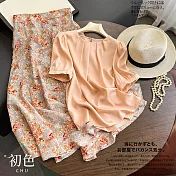【初色】純色壓摺短袖T恤上衣+碎花中長裙半身裙兩件式套裝-粉色-68825(M-2XL可選) M 粉色