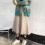 【言】花瓣下擺飾排釦百搭針織裙(2色) FREE 燕麥色