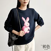 【初色】立體兔子印花圓領寬鬆休閒長袖T恤上衣-共3色-31162(M-2XL可選) 2XL 寶藍色