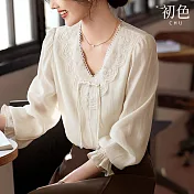 【初色】文藝風顯瘦蕾絲刺繡V領盤扣襯衫七分袖長袖上衣女上衣-米白色-33021(M-2XL可選) 2XL 米白色