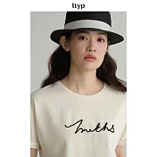ltyp旅途原品 50支棉slogan空氣雲朵T恤圓領字母短袖上衣女夏季 M L XL XL 珍珠白