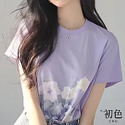 【初色】休閒簡約圓領花朵印花短袖T恤上衣女上衣-紫色-33939(M-2XL可選) M 紫色