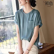 【初色】純色寬鬆緞面圓領短袖口袋T恤上衣女上衣-藍色-34532(M-3XL可選) 3XL 藍色