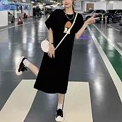 【MsMore】 韓國短袖T恤寬鬆顯瘦過膝帽字母膠印休閒連身裙開叉圓領洋裝# 122161 L 黑色
