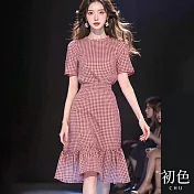 【初色】法式圓領格紋百搭收腰顯瘦短袖連身裙洋裝-紅色-34931(M-XL可選) M 紅色
