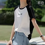 【初色】拼接撞色企鵝印花圓領短袖插肩袖T恤上衣女上衣-黑拚白-35368(M-2XL可選) M 黑拚白