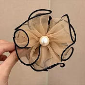 【JENG】法式網紗黑邊花朵珍珠盤髮半抓鯊魚夾(49174020) 卡其