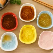 【日本Kakuni】風水招財貓 陶瓷醬油小皿8cm ‧ 赤(工作運)