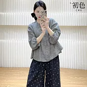 【初色】純色圓領蓬蓬袖襯衫上衣女上衣+印花寬鬆休閒褲寬褲長褲套裝-灰衣花褲-10938(M-XL可選) M 灰衣花褲